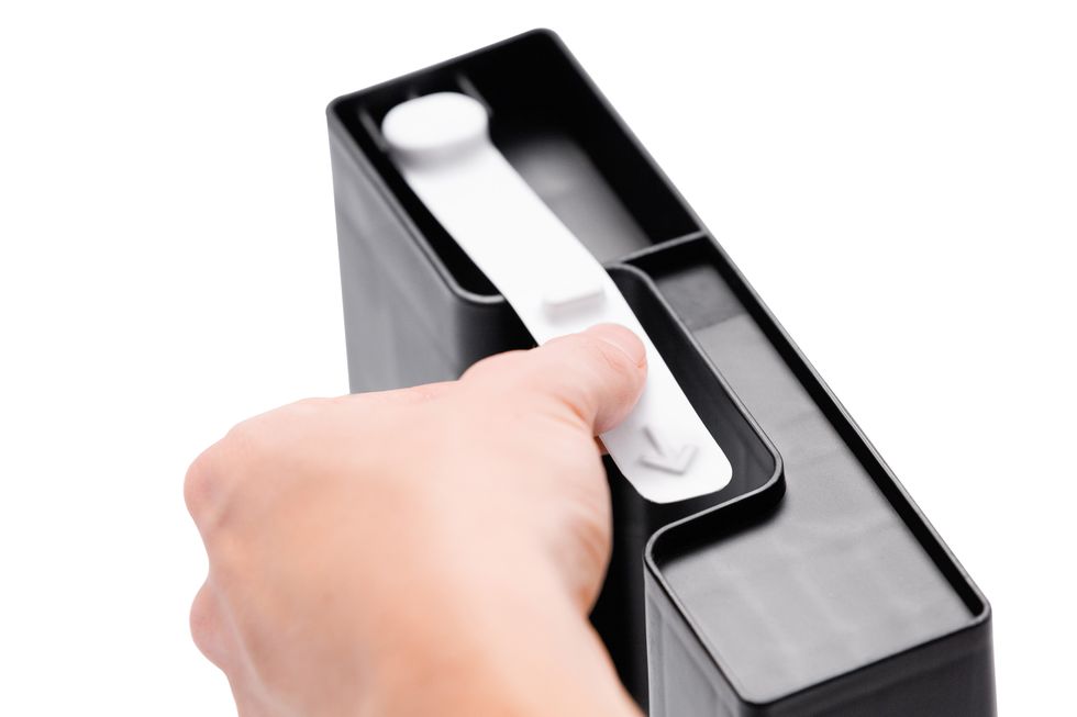 Formlabs - Form2 SLA 光固化3D列印機(jī) 3DMART 打開(kāi)樹(shù)脂罐