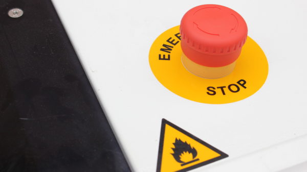 Thunder Bolt Pro 32 雷射加工機(jī)緊急停止按鈕