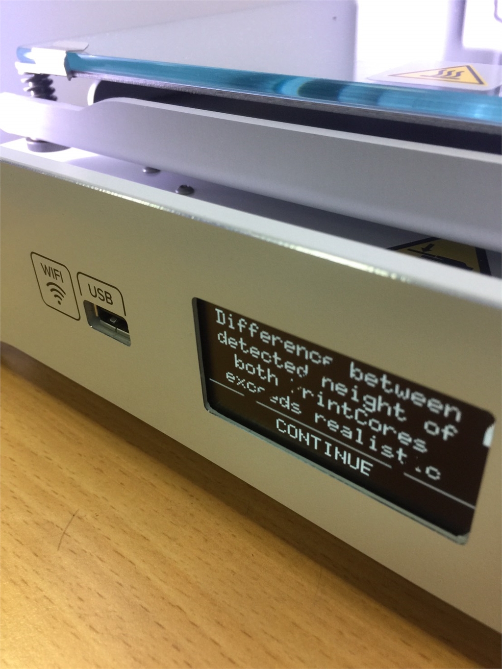 Ultimaker 3D列印機(jī)，噴頭高度不同錯(cuò)誤訊息。